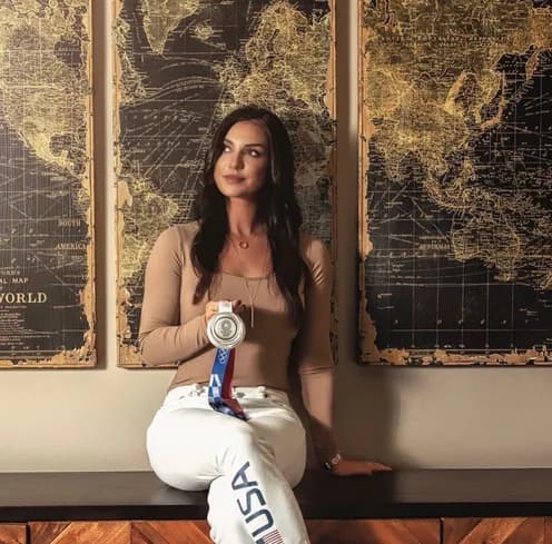 Kayle Browning with Olympic Silver Medal